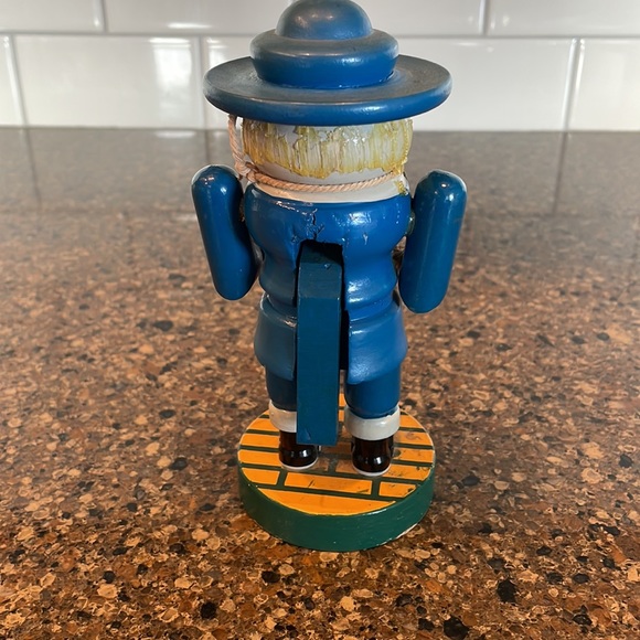 Vintage Wizard Of Oz Kurt Adler Nutcracker 6.75 Scarecrow Guard Uniform - Picture 3 of 6
